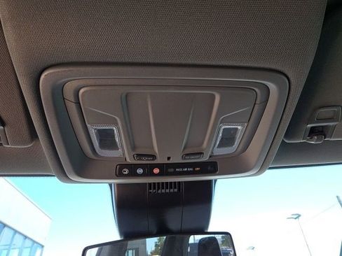 Used 2022 Chevrolet Silverado 1500 Custom image 20