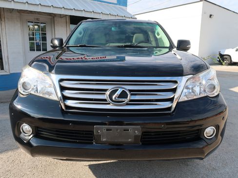 Used 2013 Lexus GX 460 image 9