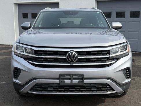 Used 2022 Volkswagen Atlas Cross Sport SEL image 4