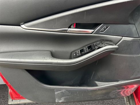 New 2025 MAZDA CX-30 AWD 2.5 S w/ Preferred Package image 16