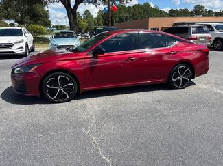 Used 2023 Nissan Altima 2.5 SR w/ SR Premium Package FWD video 1