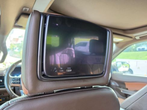 Used 2022 Ford Expedition Max King Ranch AWD/4WD image 39