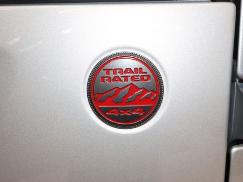 Used 2024 Jeep Wrangler Unlimited Rubicon image 34