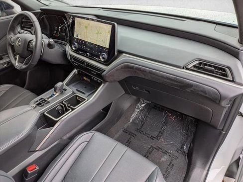 Used 2024 Lexus TX 500h TX 500h F SPORT Premium image 22