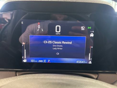 Used 2024 Chevrolet TrailBlazer LT w/ LT Cold Weather Package AWD/4WD image 33