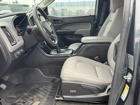 Used 2018 Chevrolet Colorado W/T w/ Custom Special Edition image 10