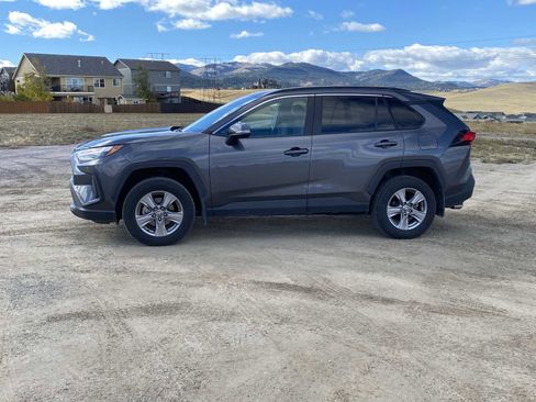 Used 2023 Toyota RAV4 XLE image 10