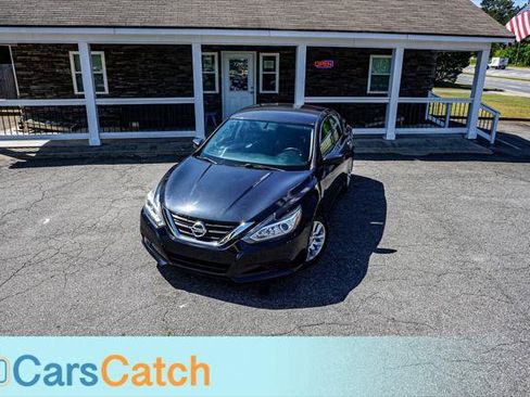 Used 2018 Nissan Altima 2.5 S w/ S Convenience Package image 3