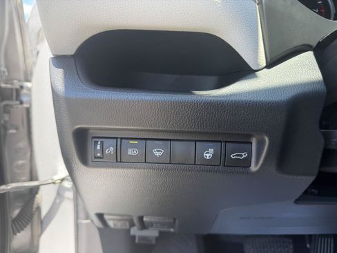 Used 2022 Toyota RAV4 XLE Premium FWD image 20