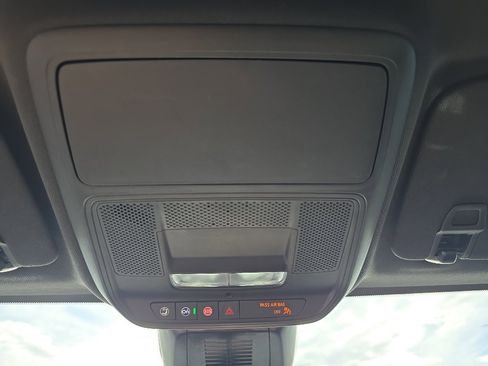 Certified 2025 Chevrolet Equinox LT AWD/4WD image 15