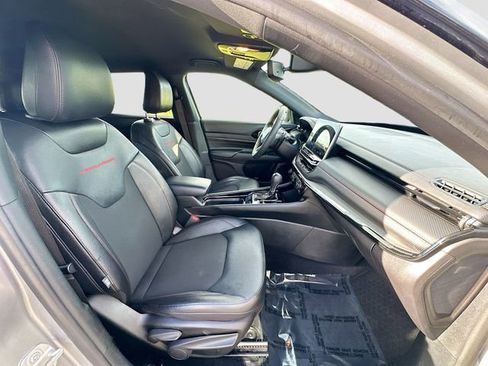 Used 2024 Jeep Compass Trailhawk image 26