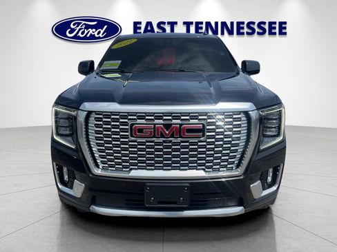 Used 2022 GMC Yukon Denali w/ Denali Premium Package AWD/4WD image 9