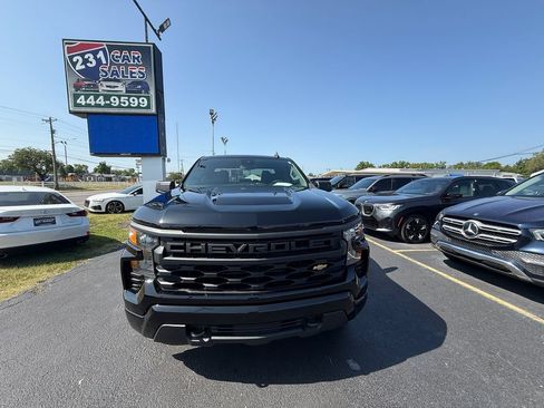 Used 2023 Chevrolet Silverado 1500 Custom RWD image 9