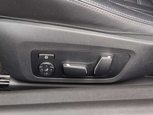 Used 2025 BMW M2 w/ Lighting Package RWD image 18