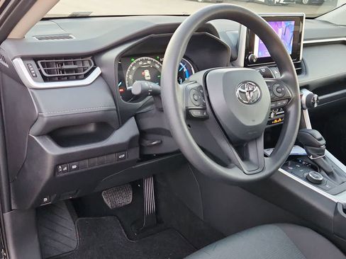 New 2025 Toyota RAV4 XLE image 10