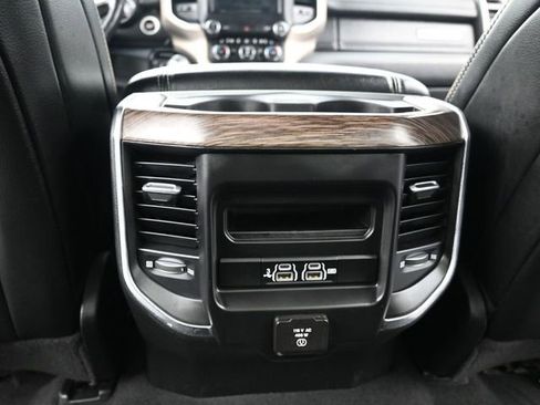 Used 2019 RAM 1500 Laramie image 12