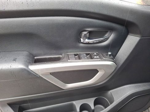 Used 2024 Nissan Titan SV w/ Accessory Utility Package image 13