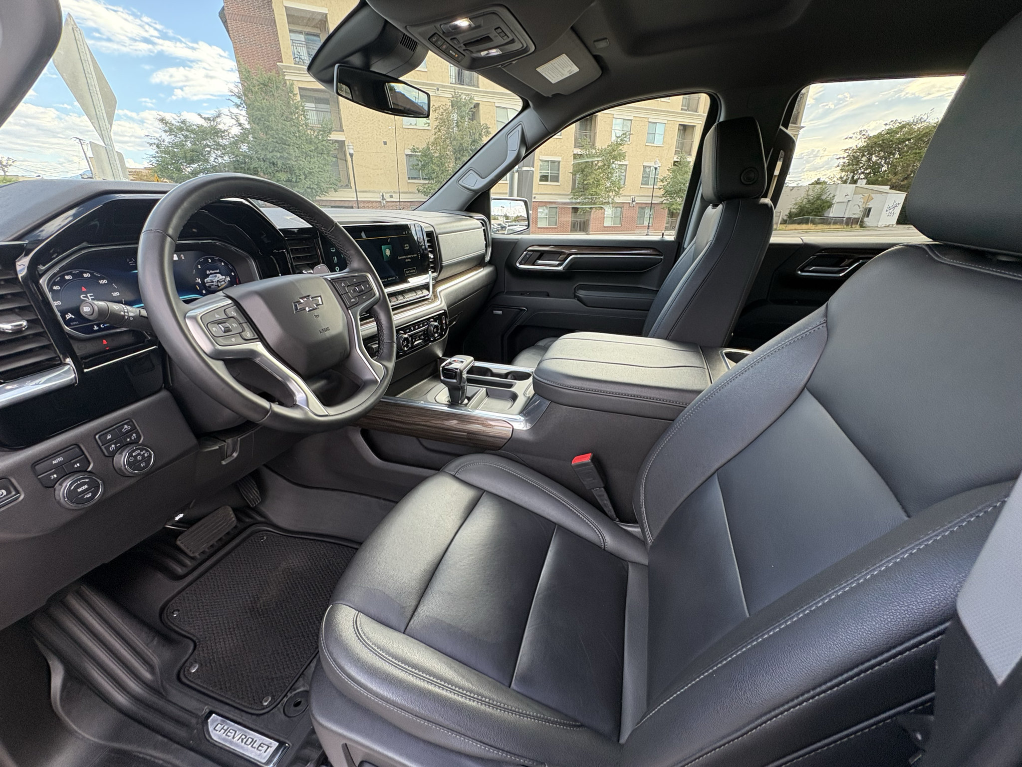 Used 2024 Chevrolet Silverado 1500 RST w/ Convenience Package II AWD/4WD image 19