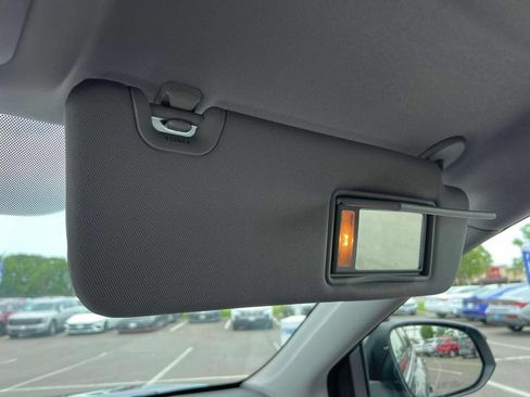 Used 2018 Toyota Highlander LE AWD/4WD image 31