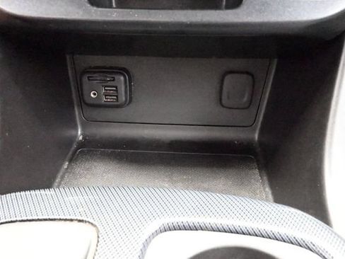 Used 2021 Chevrolet Colorado Z71 w/ Safety Package AWD/4WD image 41