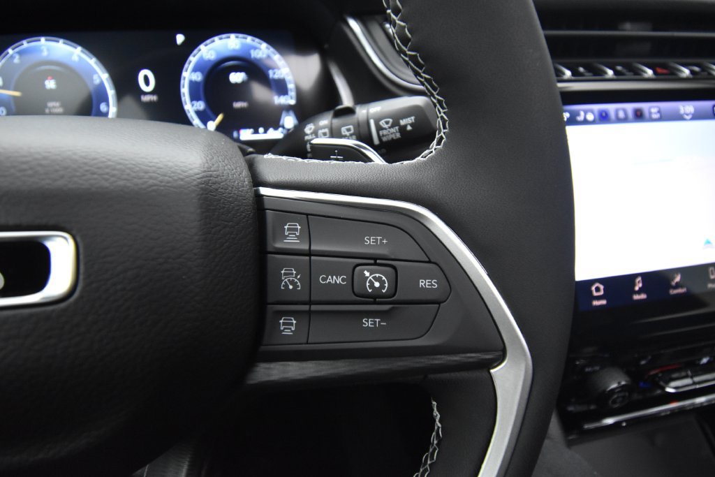 New 2027 Jeep Grand Cherokee Laredo X AWD/4WD image 24