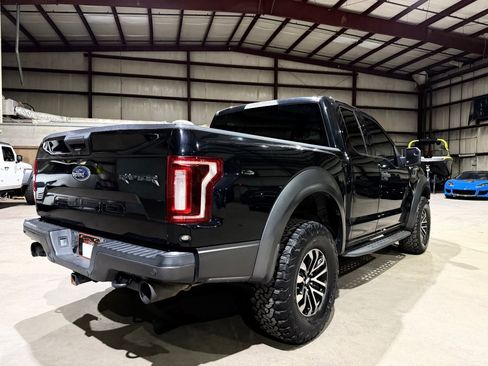 Used 2019 Ford F150 Raptor AWD/4WD image 5