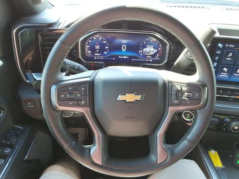 Used 2024 Chevrolet Silverado 3500 High Country w/ High Country Premium Package AWD/4WD image 29