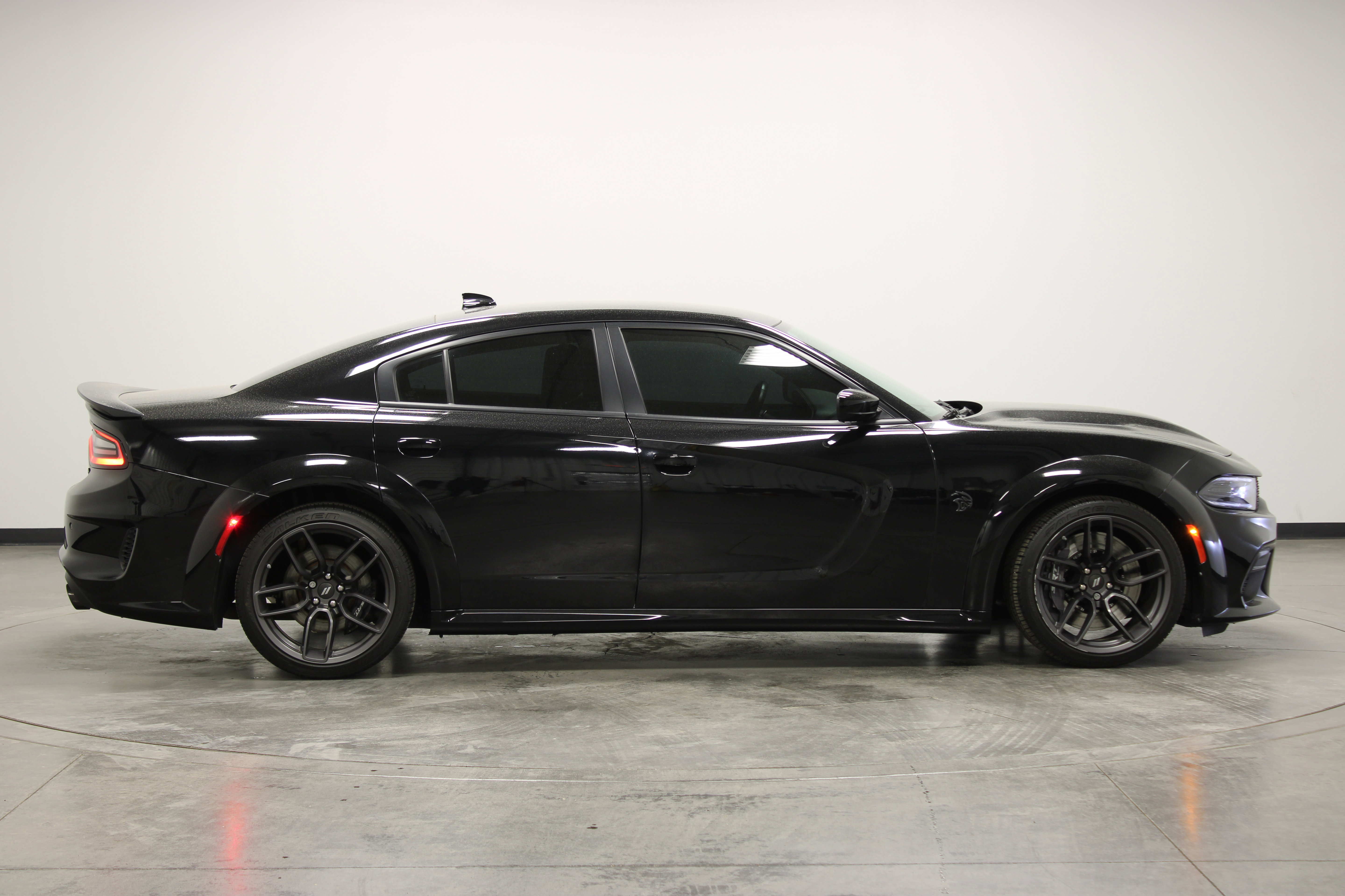 Used 2023 Dodge Charger SRT Hellcat w/ Harman/Kardon Audio Group RWD image 9