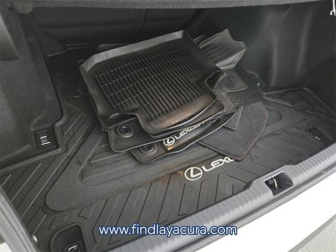 Used 2022 Lexus IS 300 image 13