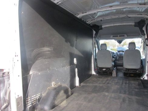 Used 2018 Ford Transit 250 148 Medium Roof RWD image 28