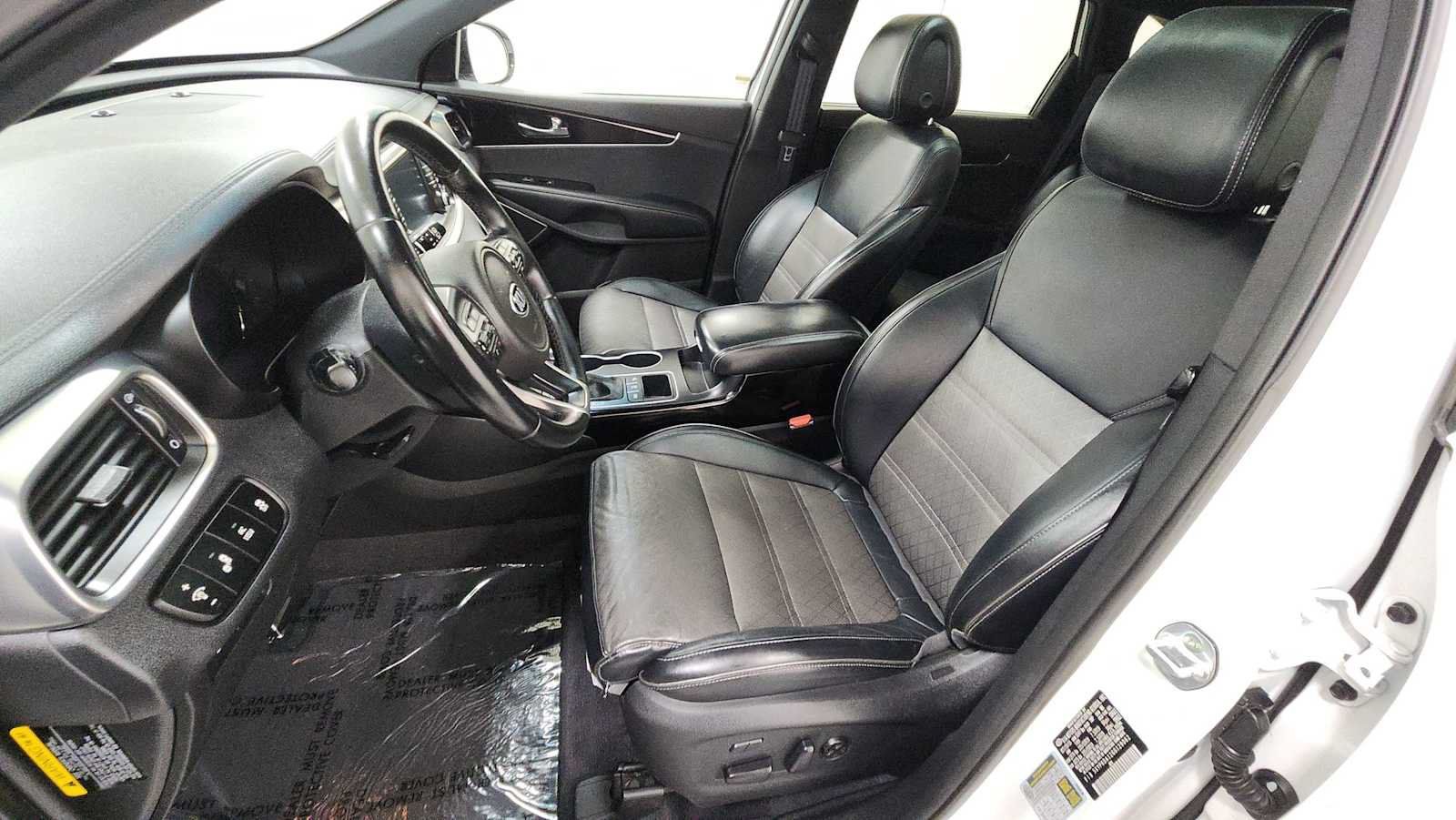 Used 2016 Kia Sorento SX AWD/4WD image 13