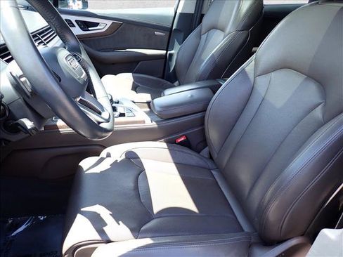 Used 2019 Audi Q7 3.0T Prestige AWD/4WD image 14