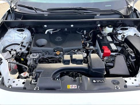 Used 2024 Toyota RAV4 LE image 30