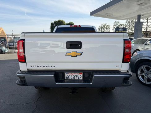 Used 2018 Chevrolet Silverado 1500 LT RWD image 15