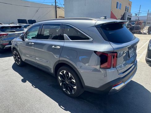 Used 2024 Kia Sorento SX FWD image 4