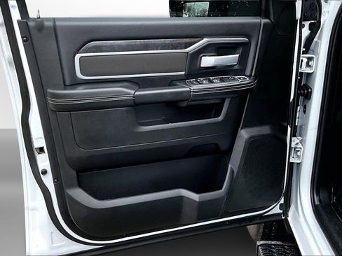 Used 2024 RAM 3500 SLT w/ Quick Order Package 2YG SLT image 25