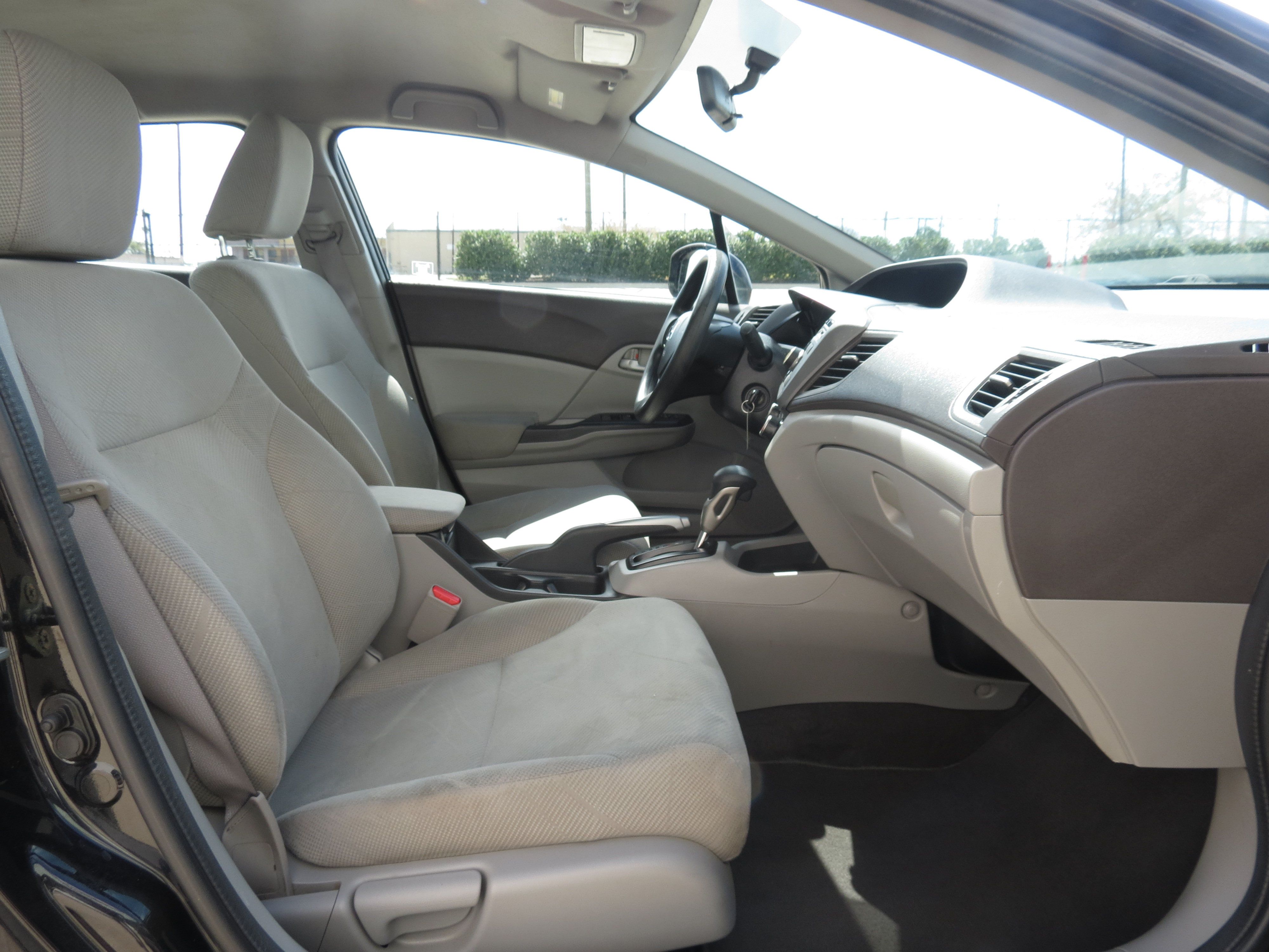 Used 2012 Honda Civic LX image 29