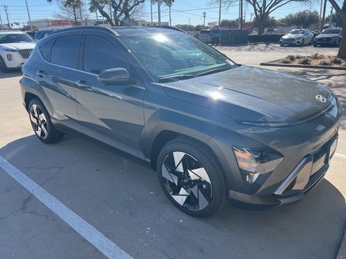 Used 2026 Hyundai Kona Limited image 2