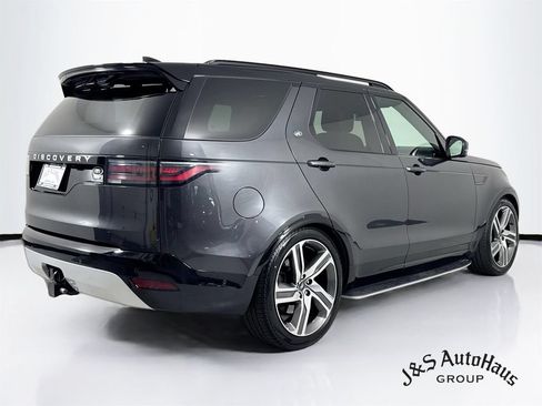 Used 2023 Land Rover Discovery Metropolitan Edition AWD/4WD image 7