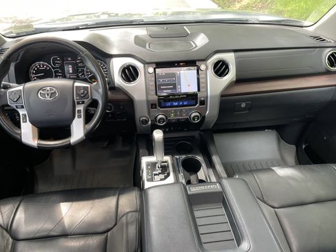 Used 2020 Toyota Tundra Limited w/ Limited Premium Package AWD/4WD image 28