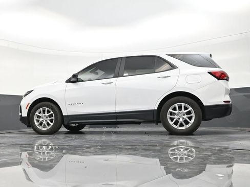 Used 2024 Chevrolet Equinox LS FWD image 21