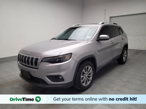 Used 2019 Jeep Cherokee Latitude Plus w/ Comfort/Convenience Group FWD image 1