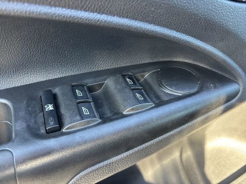 Used 2017 Ford Transit Connect XL image 18