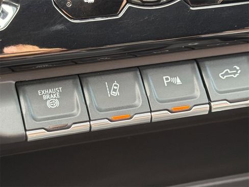 Used 2024 GMC Sierra 2500 Denali Ultimate image 18