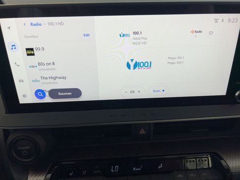 Used 2025 Toyota Prius Limited image 24