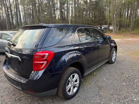 Used 2017 Chevrolet Equinox LS image 6