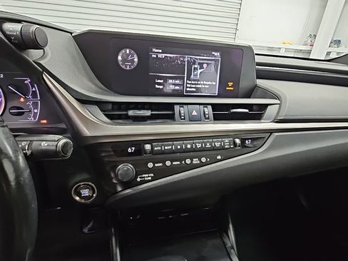 Used 2019 Lexus ES 350 image 13