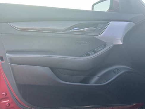 Used 2020 Cadillac CT5 V w/ Premium Package image 9