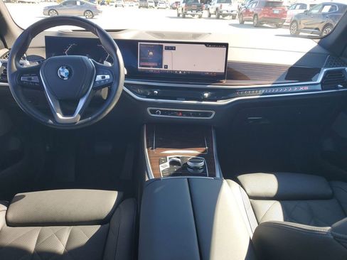 Used 2026 BMW X5 sDrive40i image 10