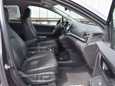 Used 2022 Honda Odyssey Touring image 25